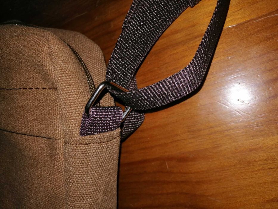 Bolsa de ombro castanha NOVA