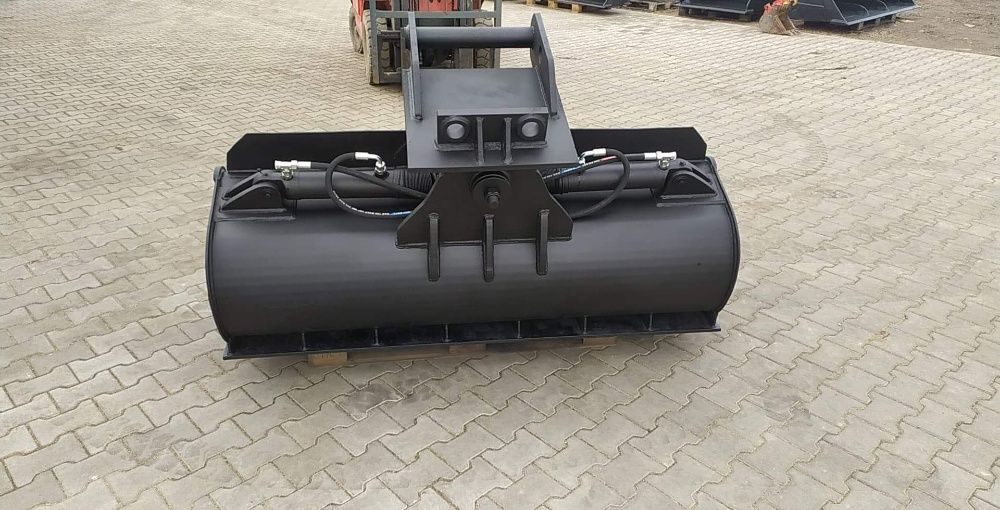 Skarpówka Łyżka skarpowa hydrauliczna 0.6m3