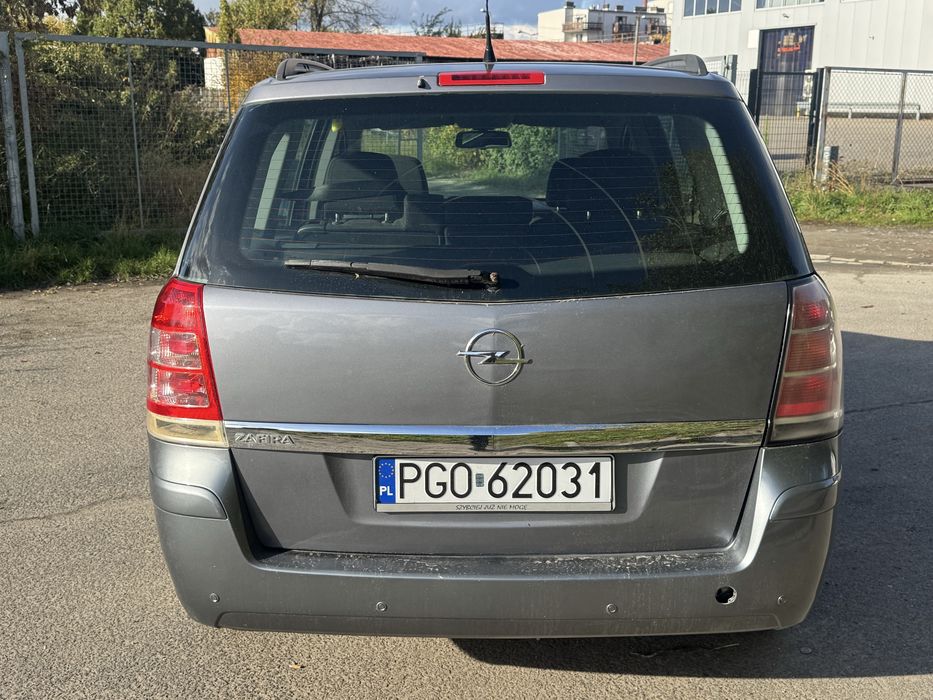 Opel Zafira 1.6 LPG 2005r. Manual/7-osobowy/tempomat/klima/PDC