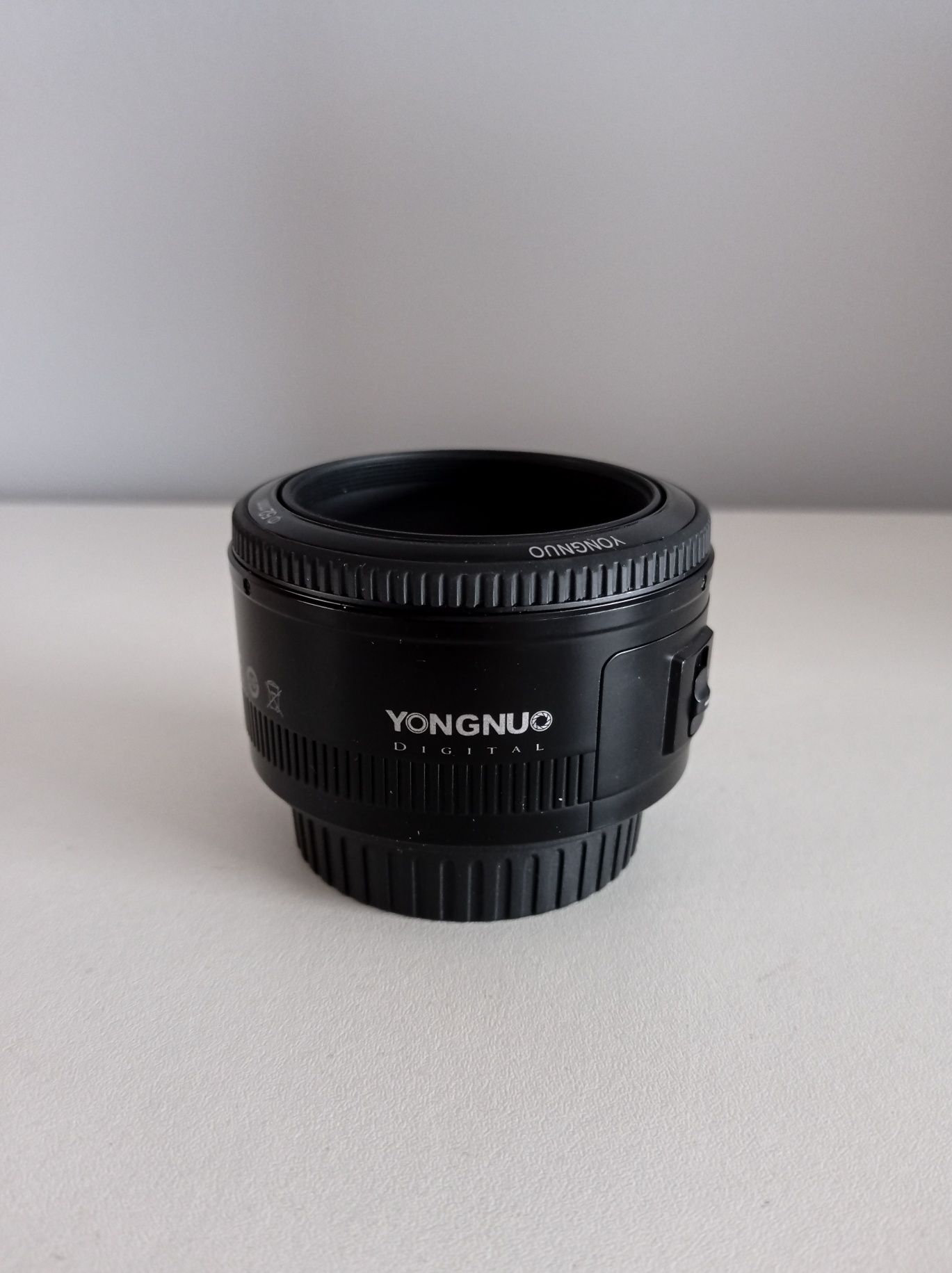 Objetiva 50mm YONGNUO