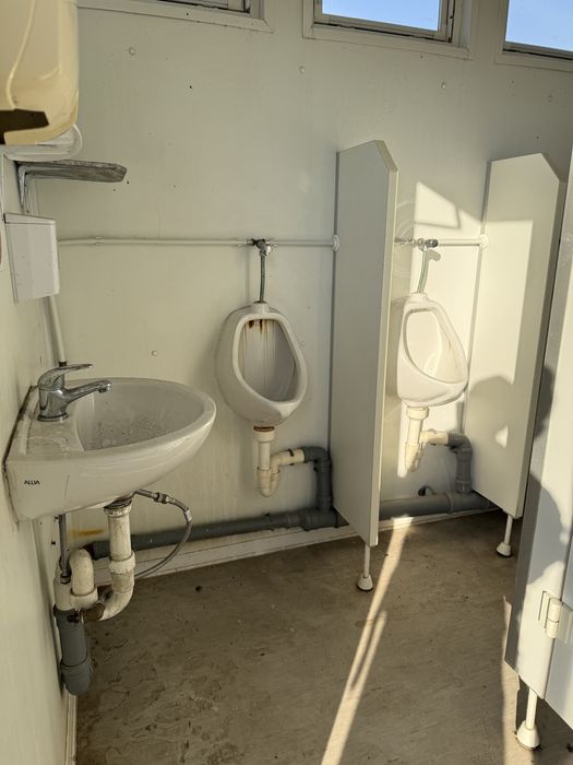 Kontener socjalny , WC , toalety