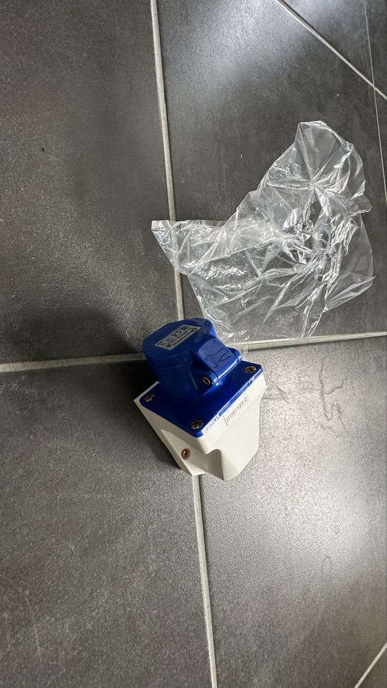 Para gerador - cabo ja feito com 2 fichas macho 16A IP 44 (3 pinos)