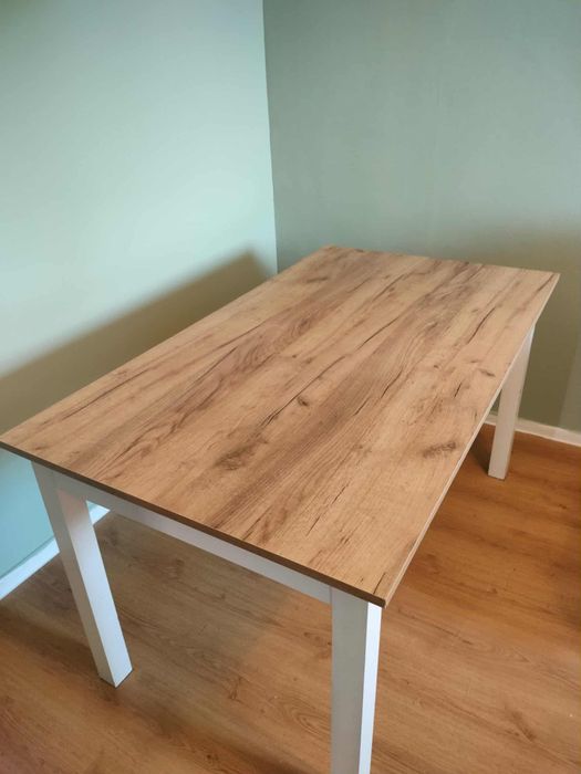 Drewniany stół rozkładany biały dąb