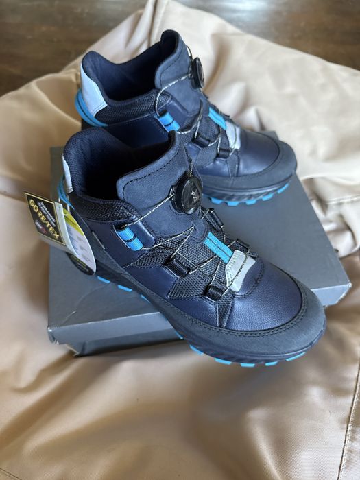 Черевики Ecco Exostrike p 37