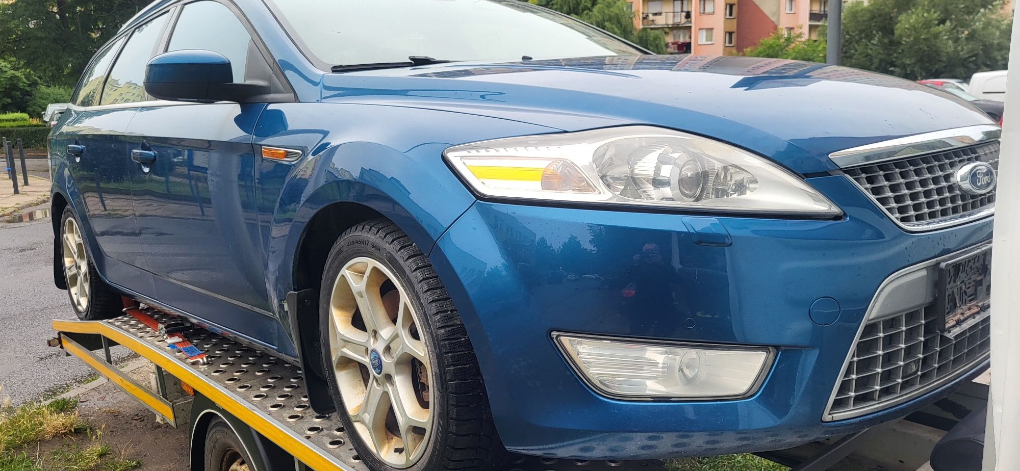 Lampy przód xenon Ford Mondeo MK4