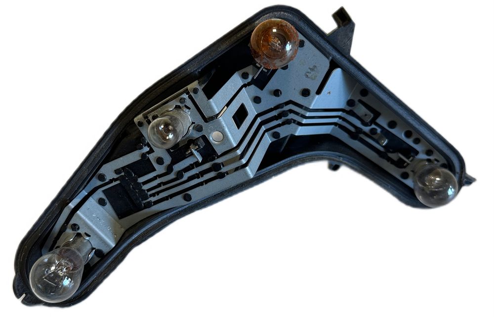Oprawa Żarówek Wkład Lampy Peugeot 207 Hb Lift Lewy Tył