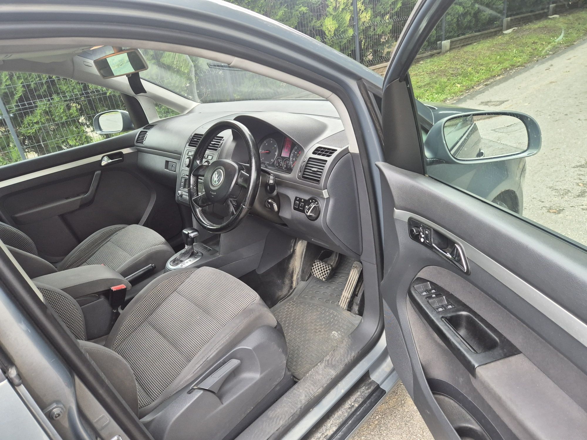 VW Touran 2.0 TDI 140 DSG 7 os. Anglik Zarejestrowany OC