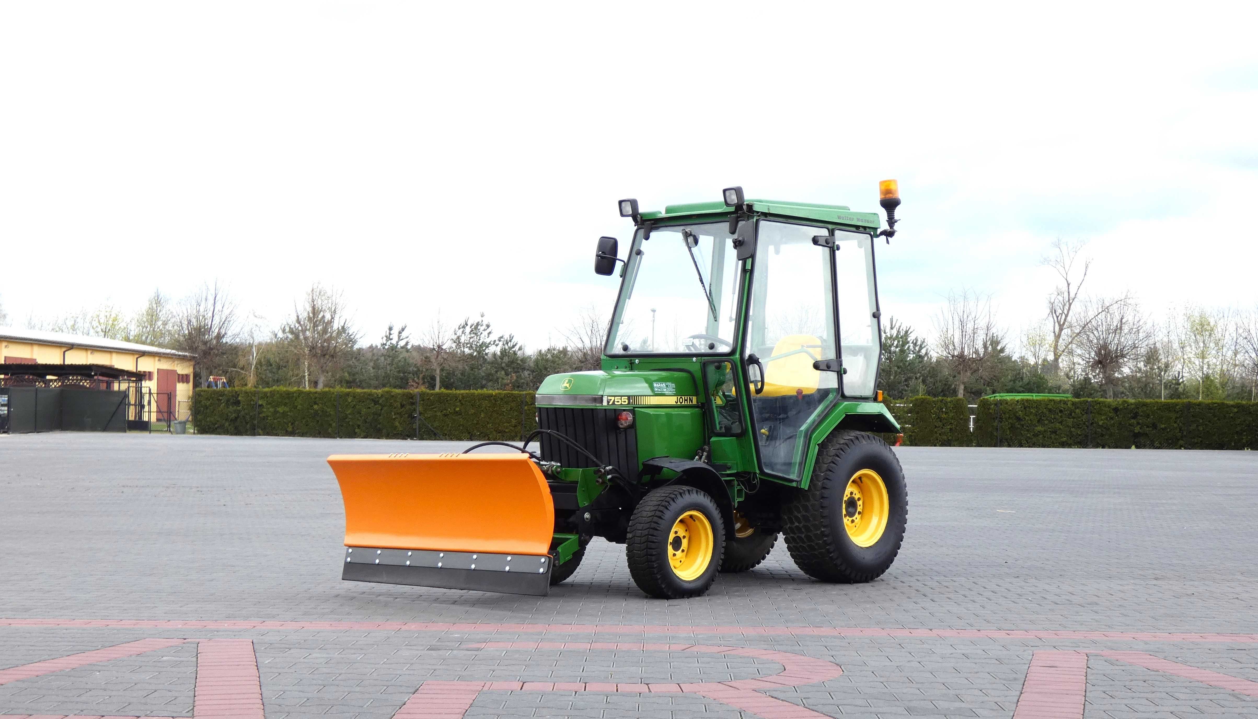 Traktor komunalny JOHN DEERE 755 Kabina 4x4 Hydro (030403.4) - Baras