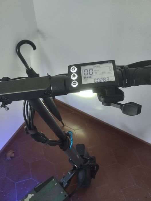 Vendo trotinetes elétrica