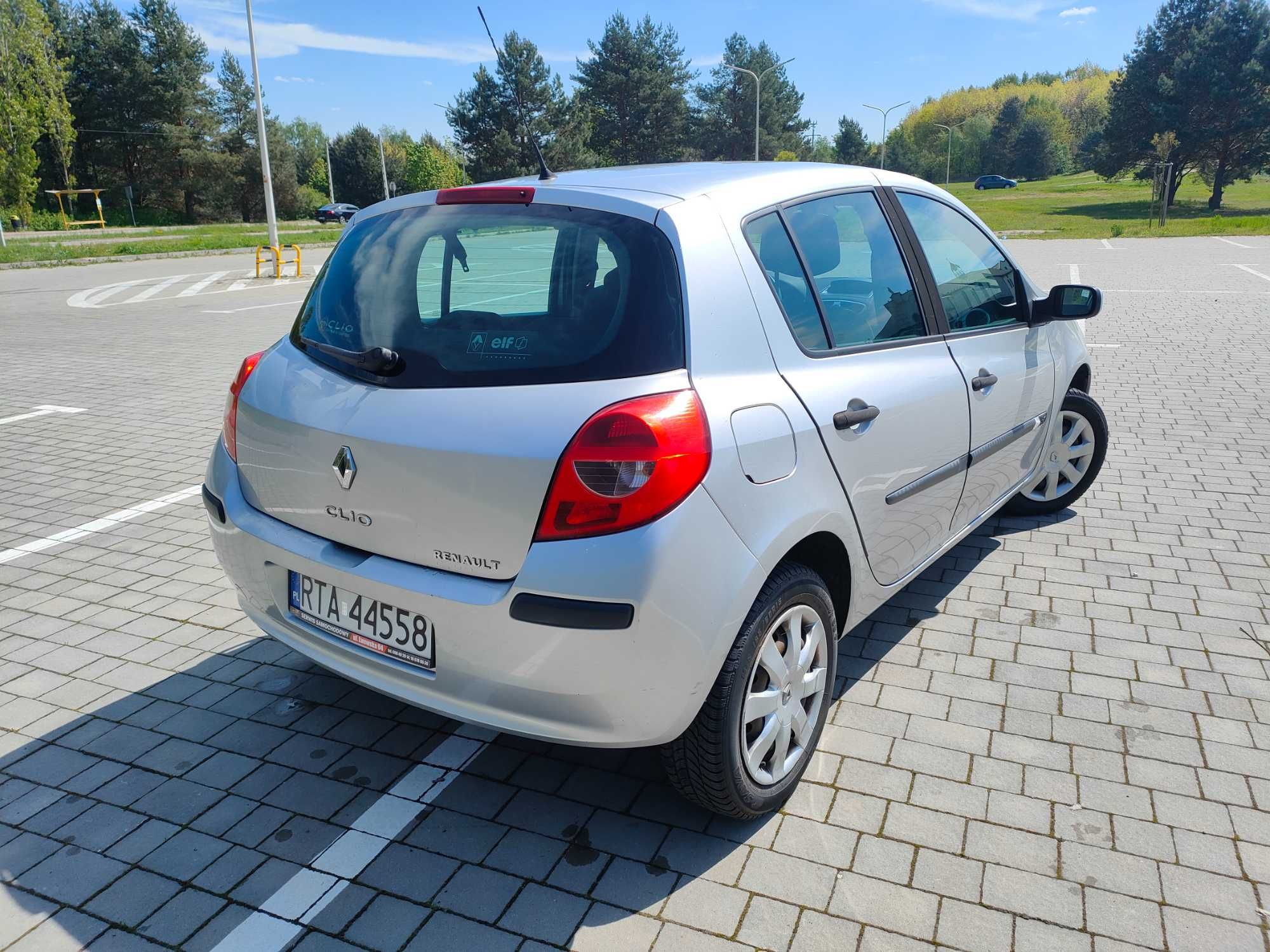 Renault Clio III  1.5 DCI 86 KM