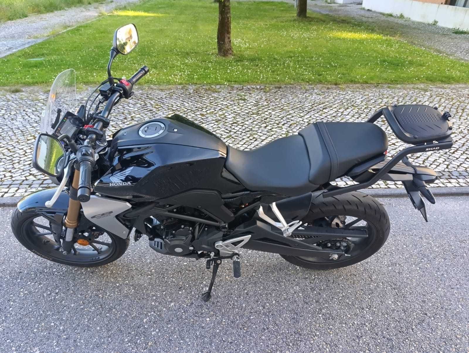 Honda CB300R Neo Sports Café