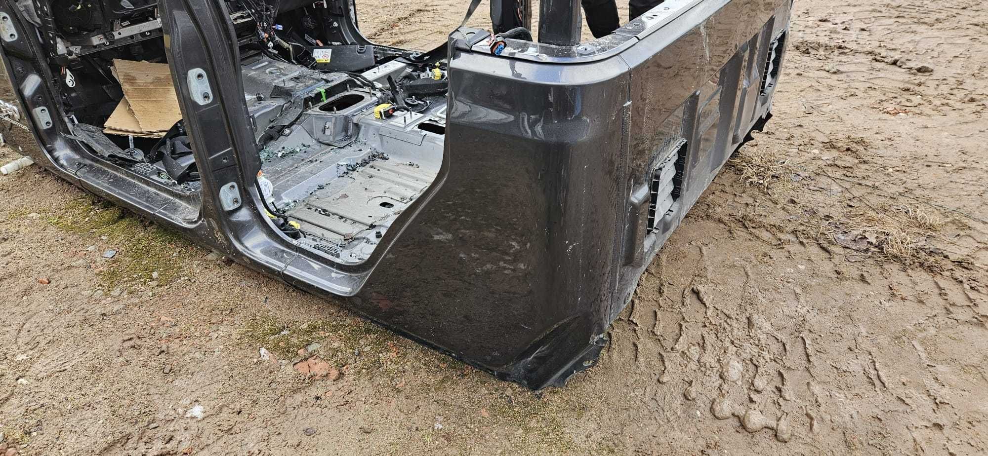 błotnik ćwiartka lewa strona Jeep Gladiator 21r