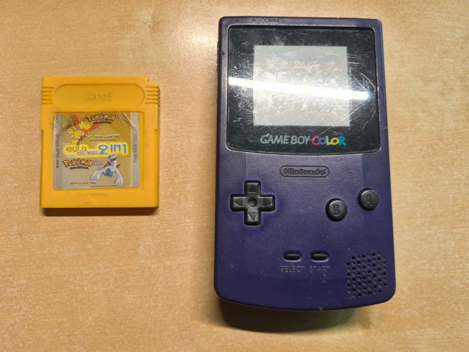 Gameboy Color plus Pokemon Gold Silver 2 in 1