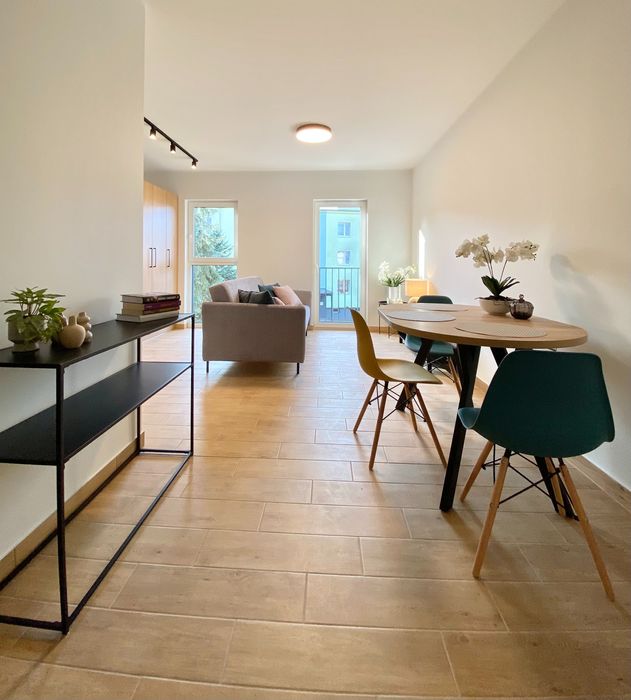 NOWA kawalerka, wyposażona z balkonem / SZAMOTUŁY