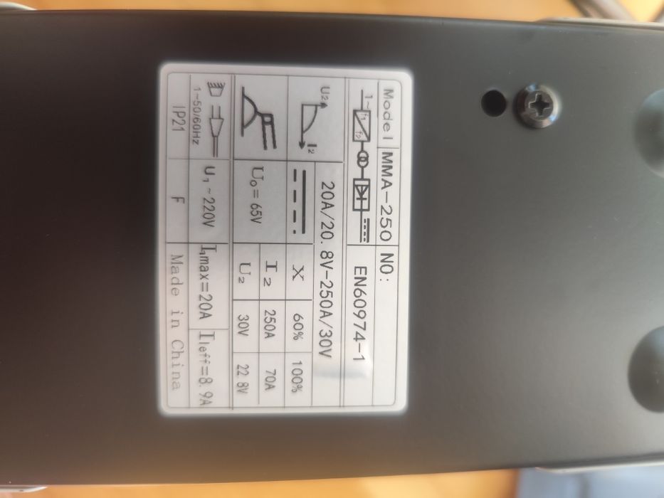 Spawarka 250A inwertorowe nowa komplet maska + uchwyty