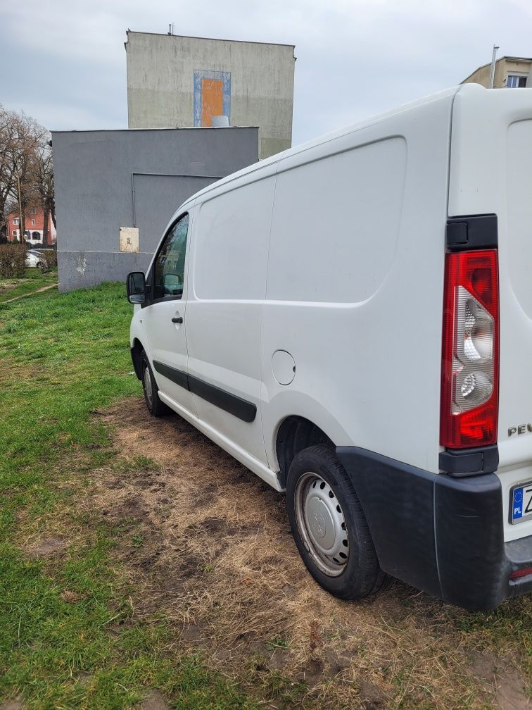Peugeot Expert 2011 rok