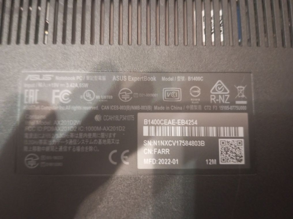 Asus EXPERTBOOK 14/отличное состояние