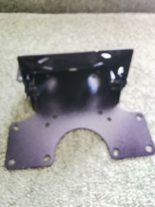 Кріплення для телевізора на стіну