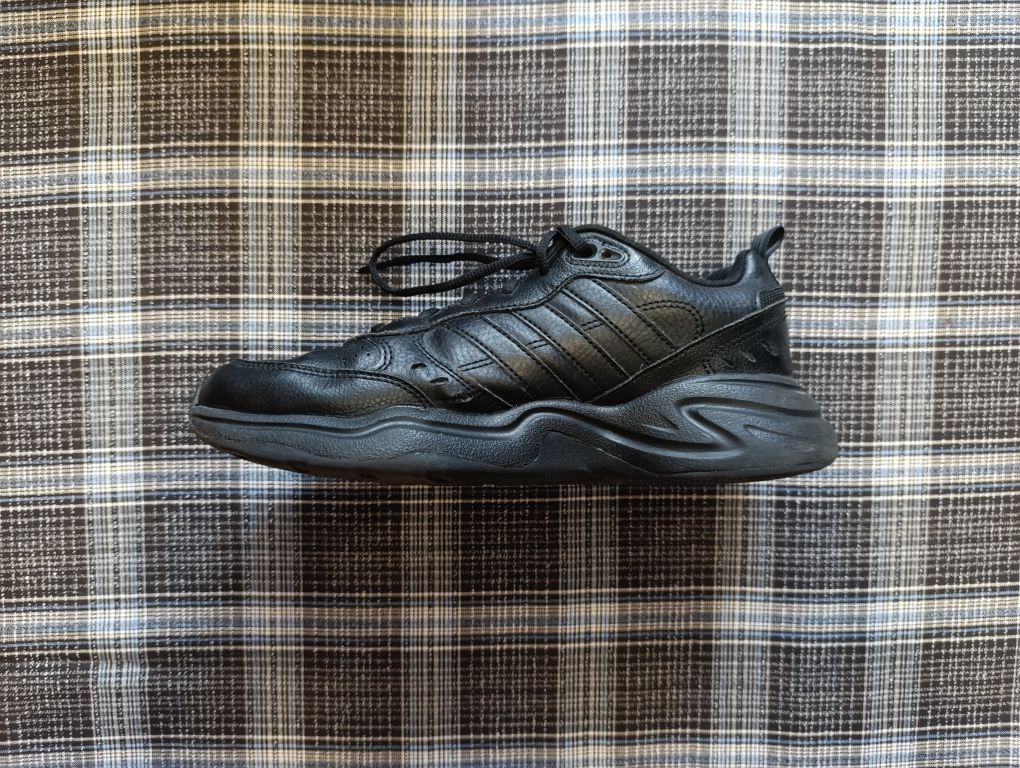 Кросівки Adidas Strutter Sportswear