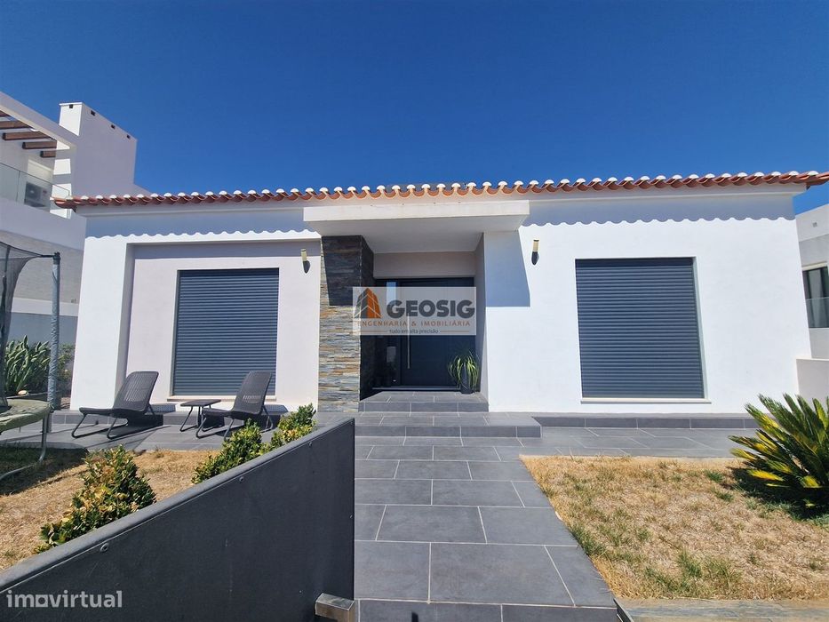 Moradia T4 Venda em Almodôvar e Graça dos Padrões,Almodôvar