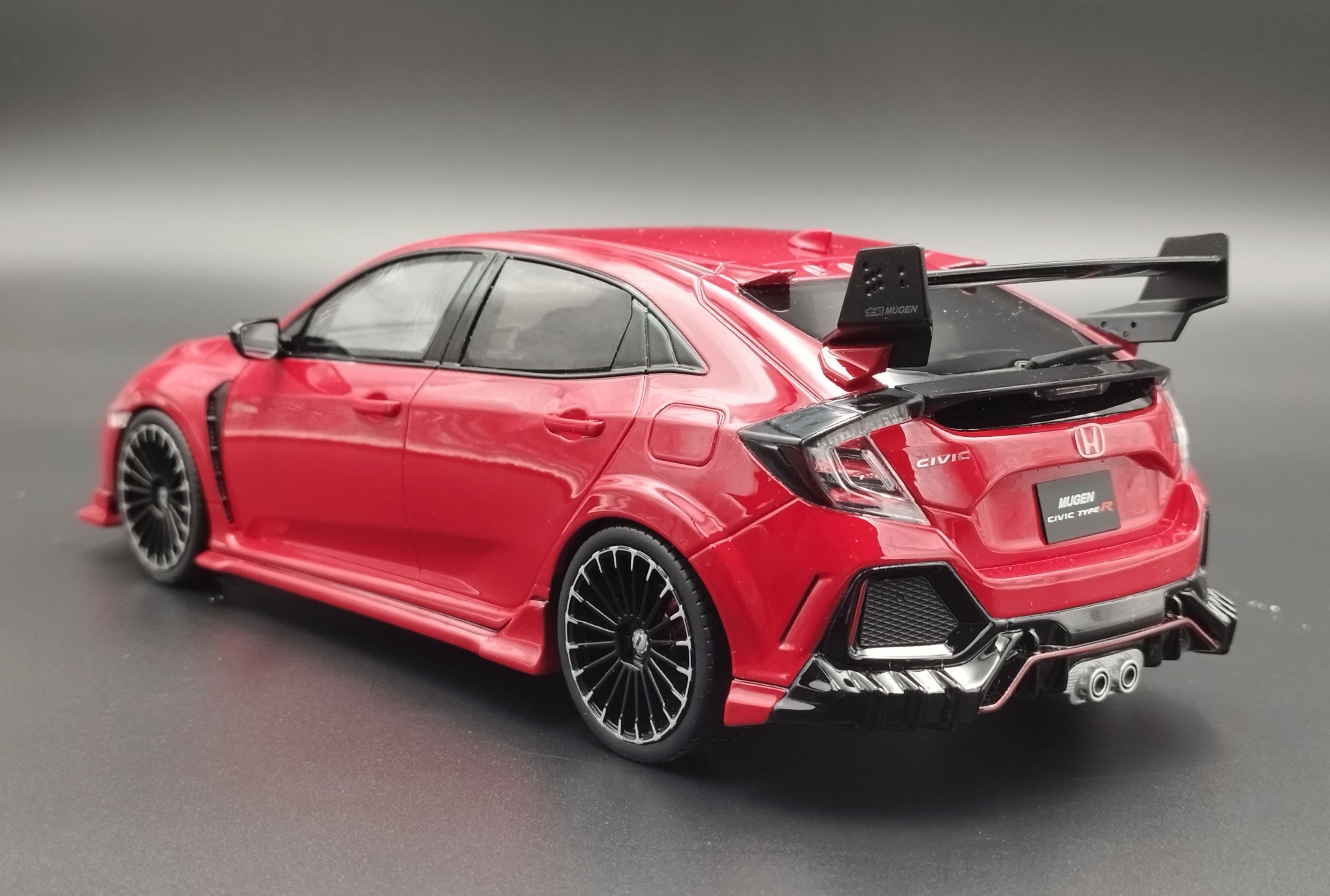 1:18 Otto 2020 Honda Civic FK8 Type R Mugen model nowy nr 206/999