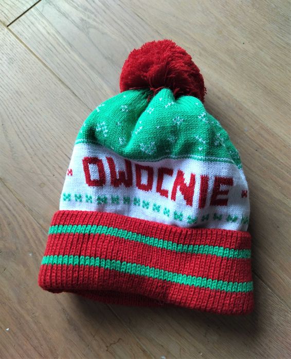 Czapka zimowa z pomponem, kolorowa, uniwersalny rozmiar