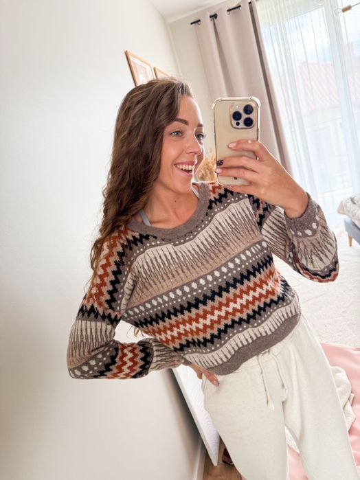 Aztecki sweter we wzory brązowe odcienie
