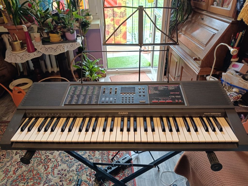 Casio keyboard model CTK-550+statyw+pokrowiec+stojak do nut