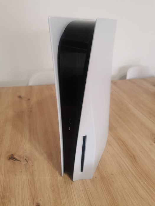 PlayStation 5 com comando