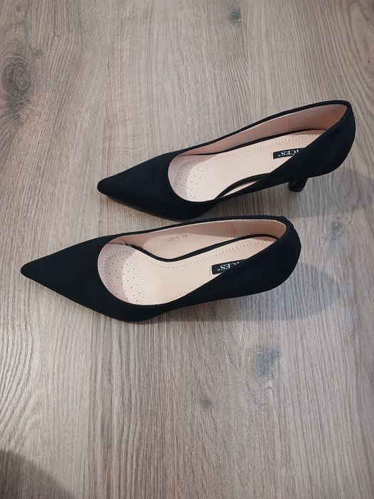 Туфлі човники класичні