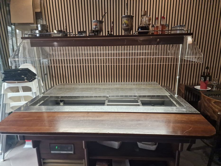 Buffet para saladas/frios