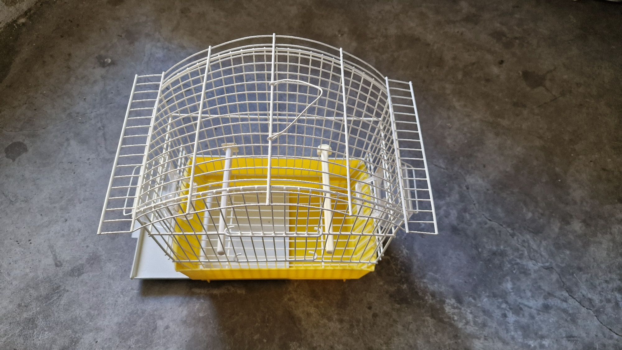 Vendo  gaiola 39x54x29,5 sem acessórios