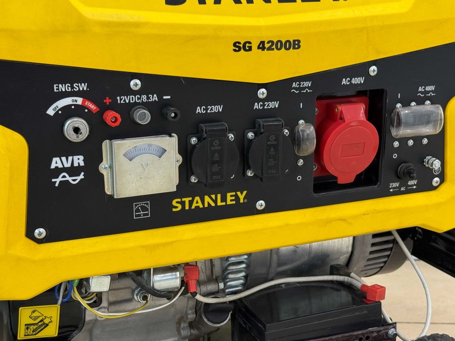 Agregat prądotwórczy Stanley SG 4200B stabilizacja napięcia AVR