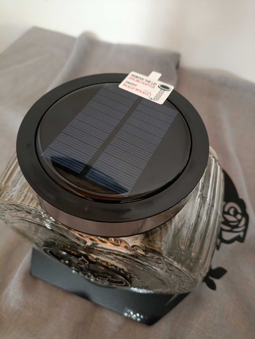 duży znicz solarny serce  dekoracje  na grób  świeci dzień i noc