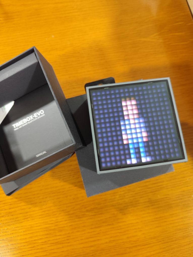 Coluna Portátil Divoom TIMEBOX-EVO | Preto