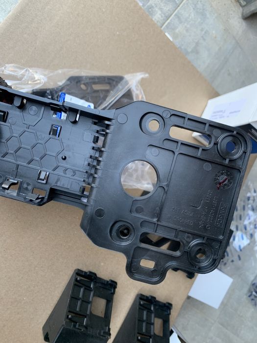 Ford Mustang Mach E кріплення радару