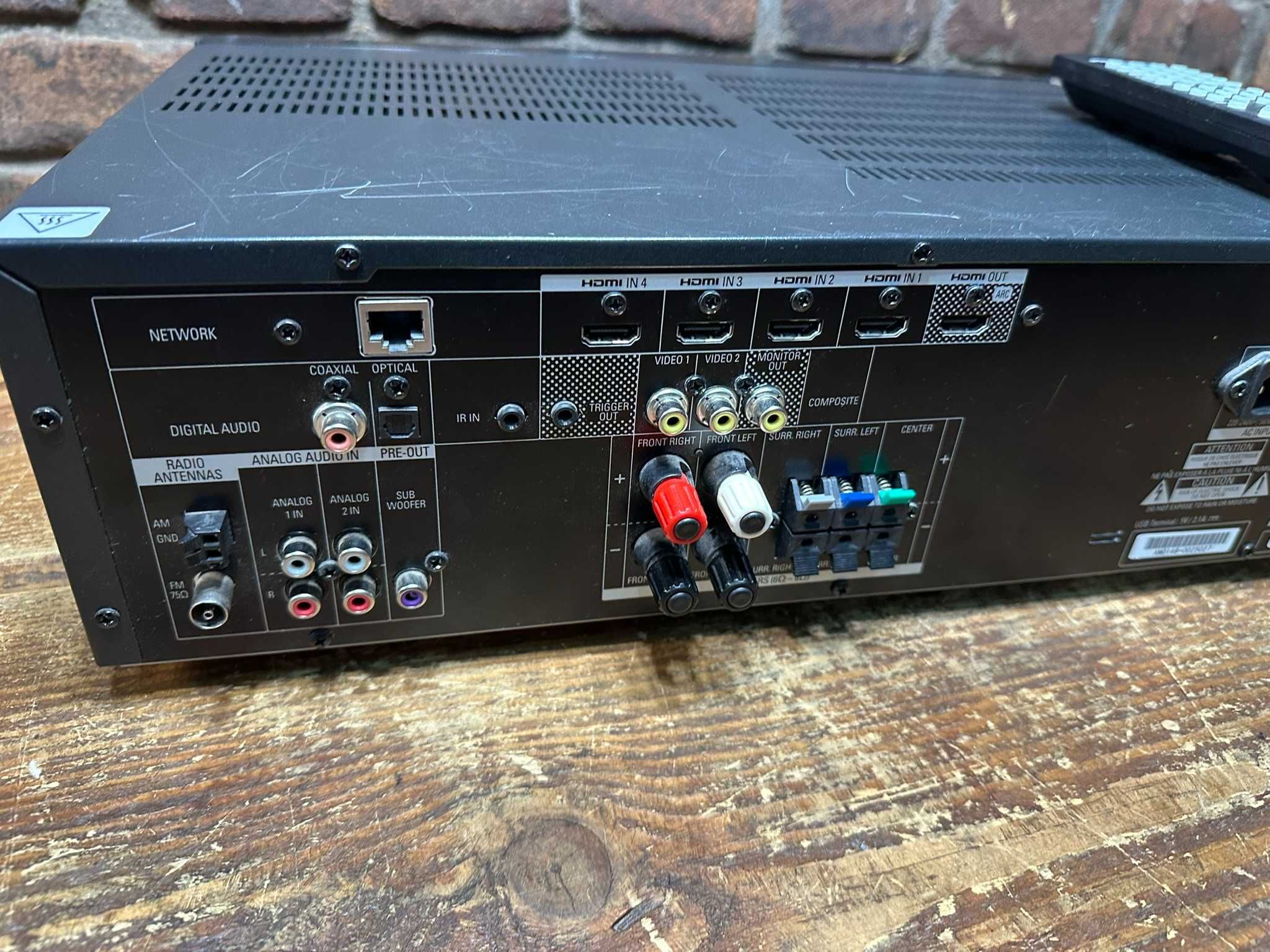 Amplituner Harman Kardon AVR 151