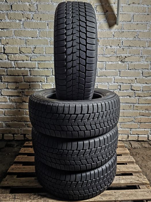 Зимові 235/60r17 Bridgestone | 7.5mm | 2023 | Spain | Преміум шини 4шт