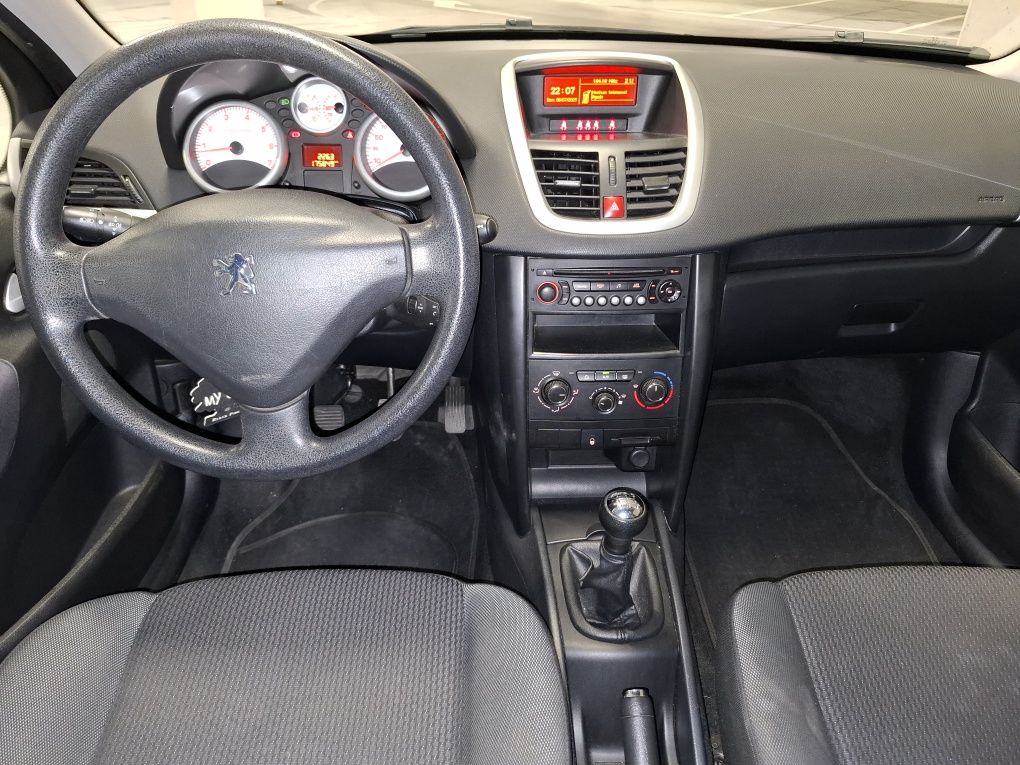 Peugeot 207 1.4 SW só 174.000km de 2010