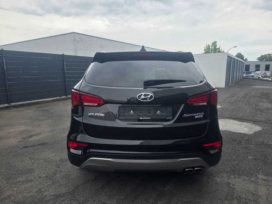 Продам автомобіль з Європи Hyundai SANTA FE 2016 2.2