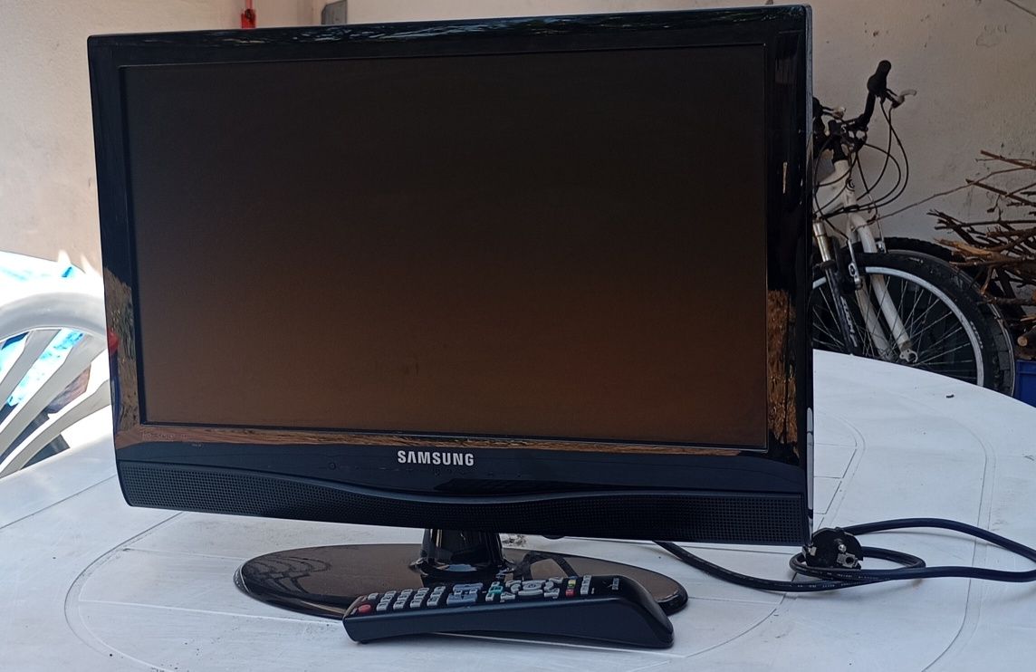 Televisão a cores Samsung