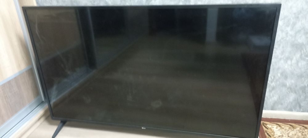 Продам телевізор lg