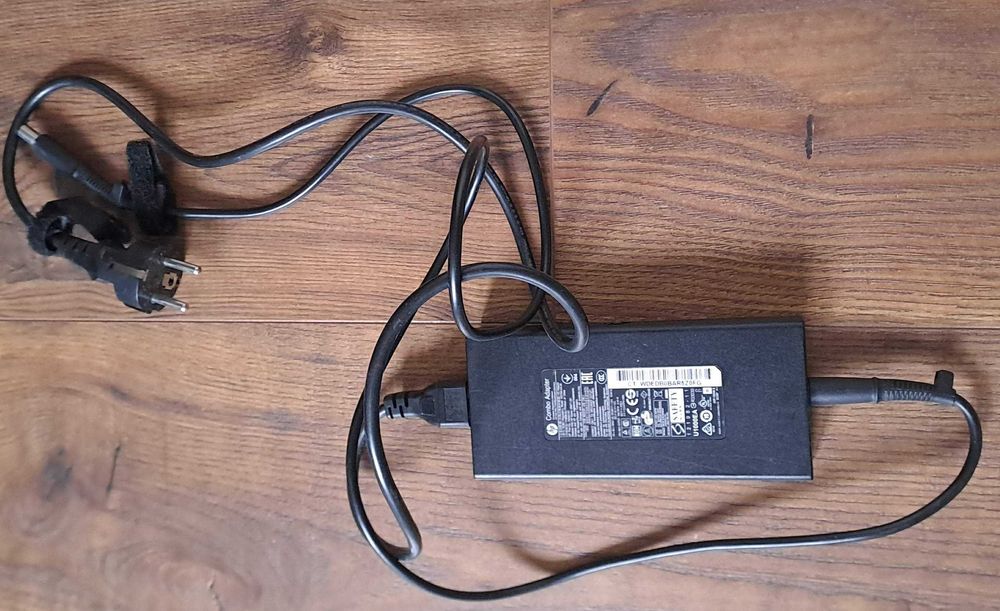 zasilacz HP 100W , oryginalny COMBO ADAPTER, port USB