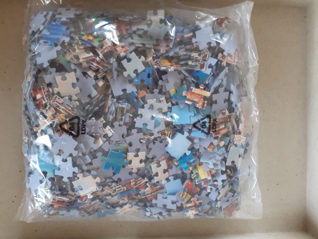 Puzzle 1000 elementów kompletne