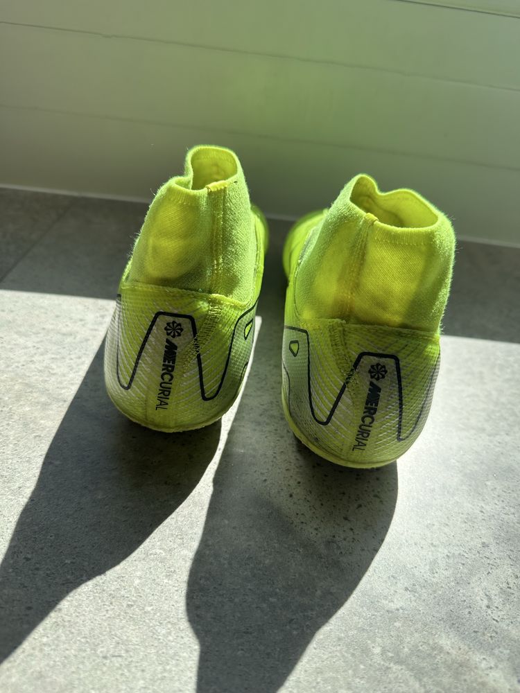 Nike Mercurial Superfly  UK 7