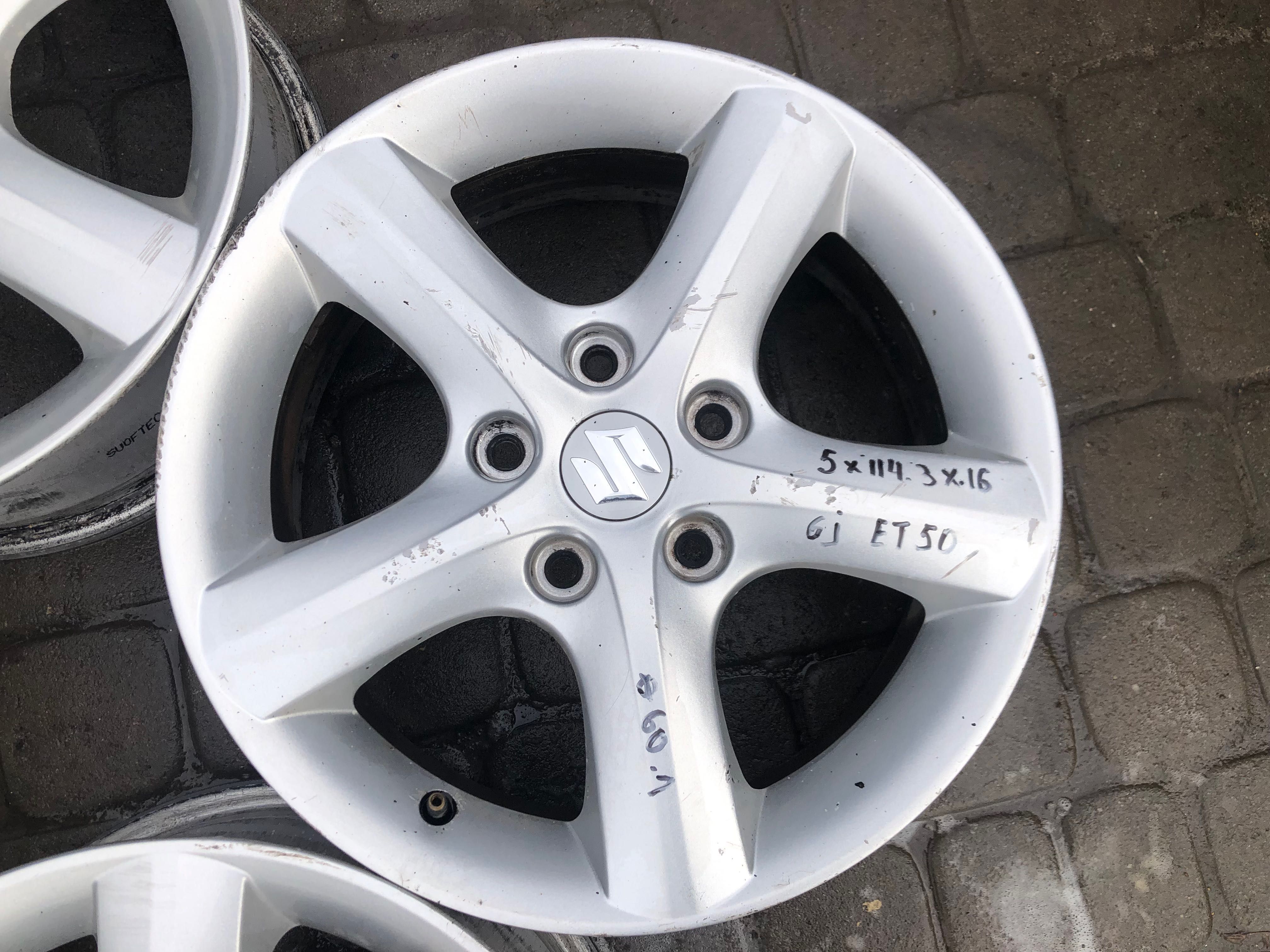 ALU Felgi 5 114,3 R16 6j et50 Suzuki SX4 Sedici Czarna Opona