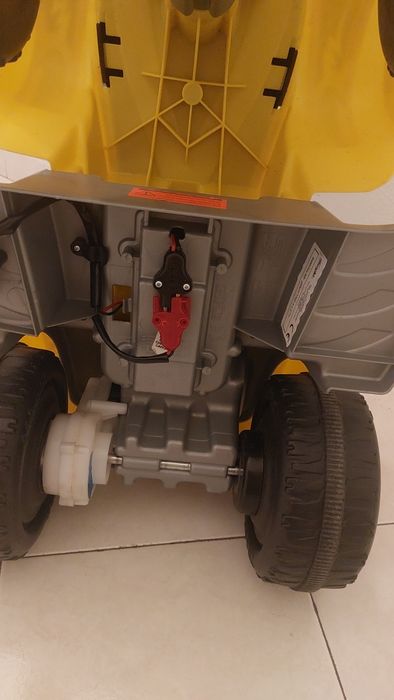 Mota eletrica 4x4 para Criança a bateria com carregador