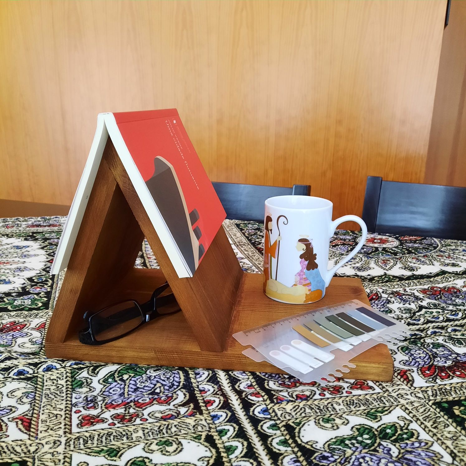 Suporte para livros madeira pinho