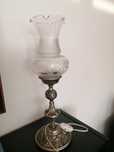 Candeeiro de mesa de cabeceira antigo