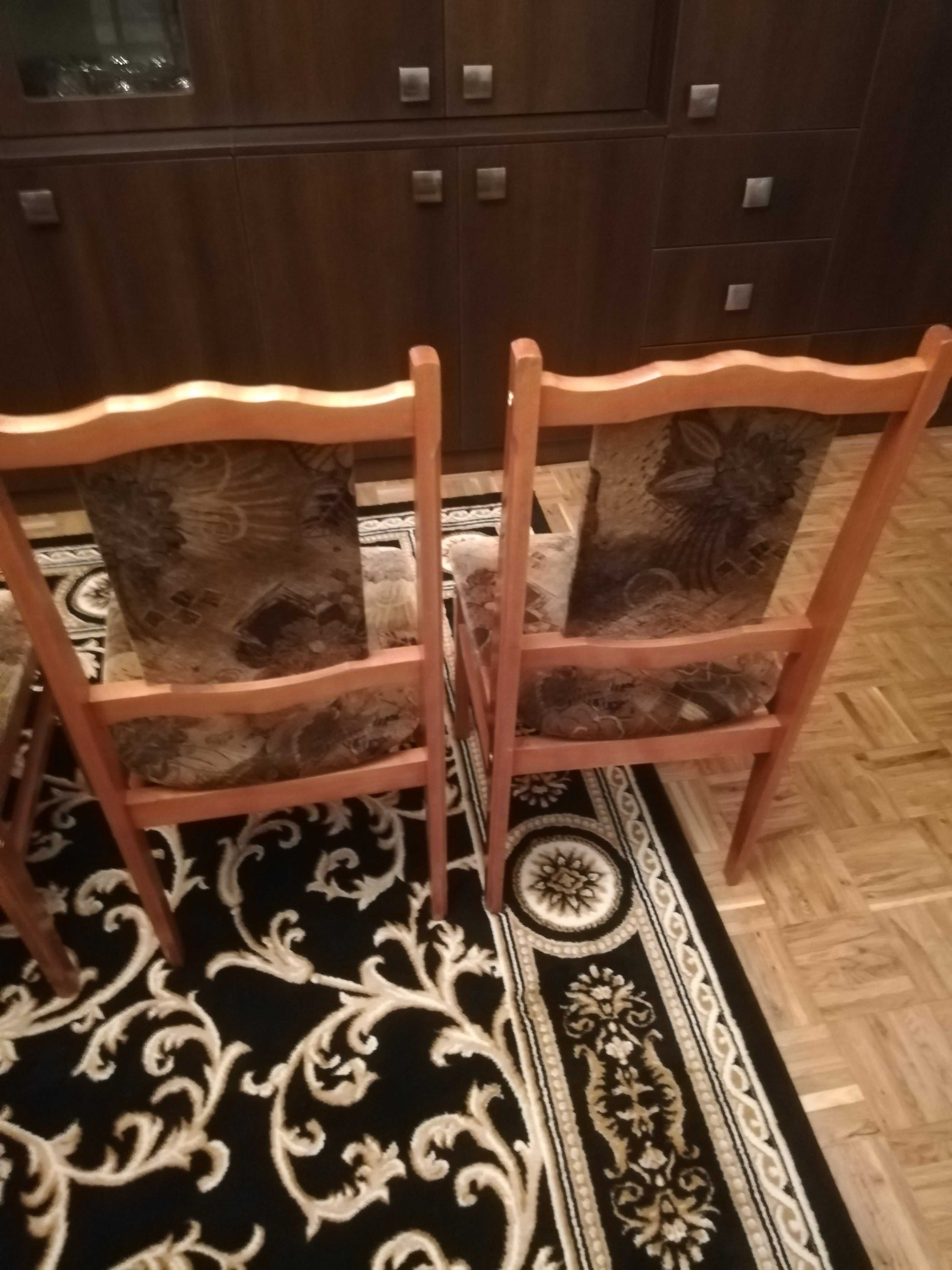 Używane krzesła tapicerowane 4szt